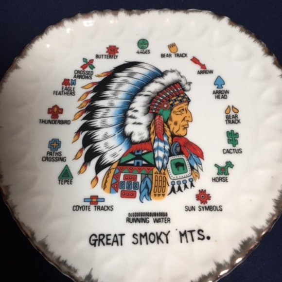 Vintage Smoky Mtns. Native American Symbols Souvenir Plate 7" - Picture 7 of 10